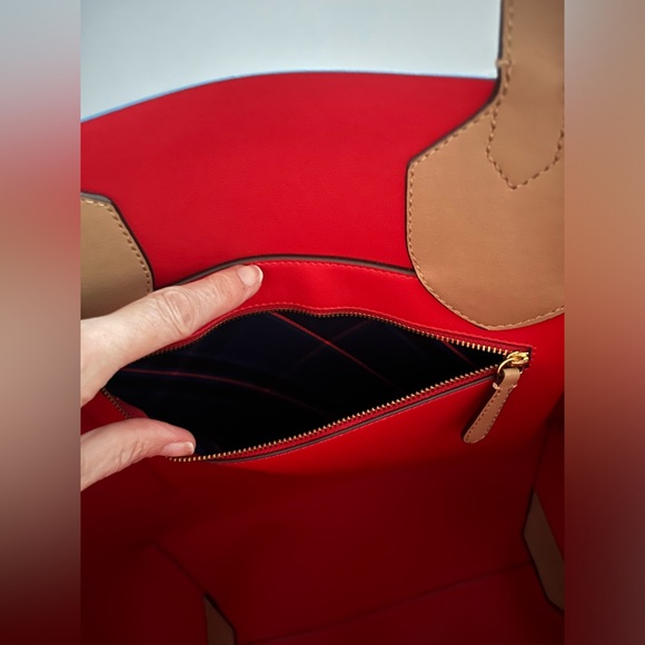 Banana Republic Extra Large Plaid Tote - Picture 6 of 12